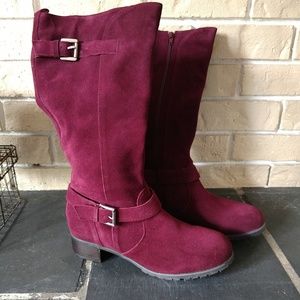 Womens suede leather boots, maroon, size 9.5m